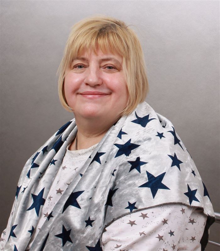 Сиделка Лена со стажем 37 лет, - ID 147631